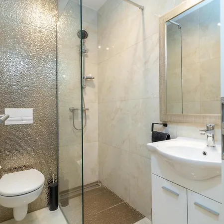 A&r - Seget Apartman *