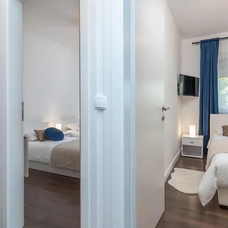 Apartament A&r - Seget