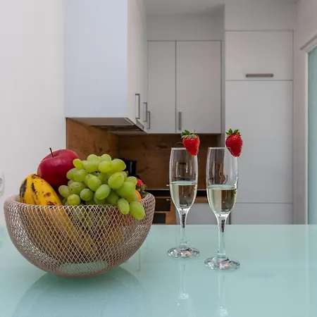 A&r - Seget Apartment *