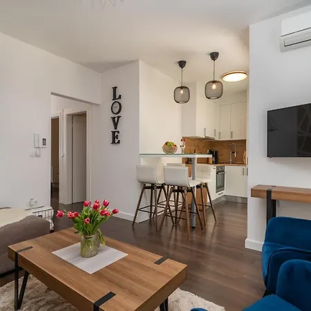 A&r - Seget Apartment